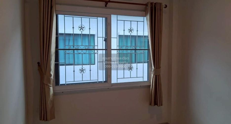 For sale 3 bedrooms townhouse in Sai Noi, Nonthaburi