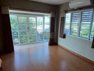 出售 3 卧室 独立屋 在 Sai Noi, Nonthaburi