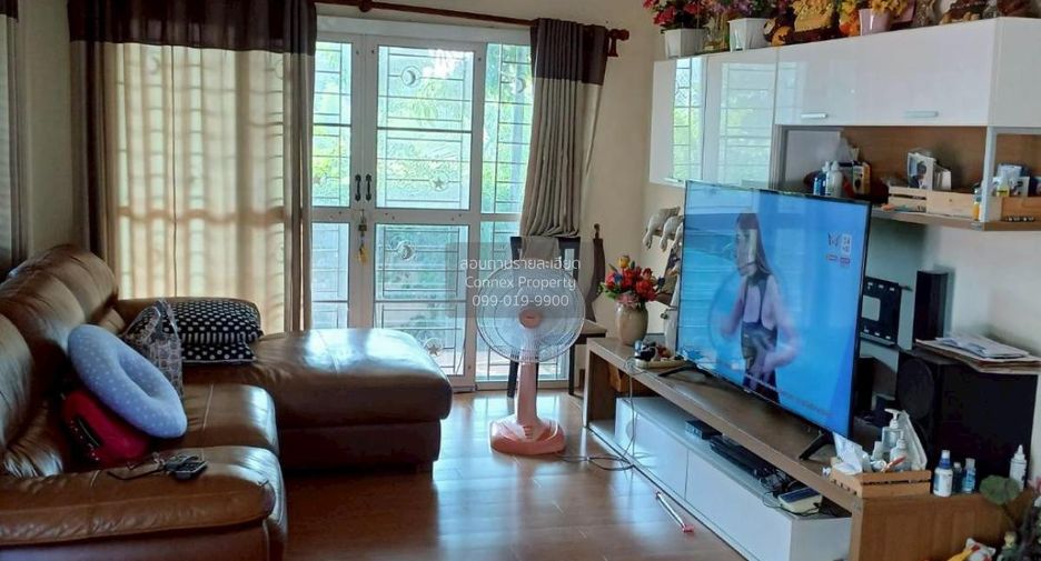出售 3 卧室 独立屋 在 Sai Noi, Nonthaburi