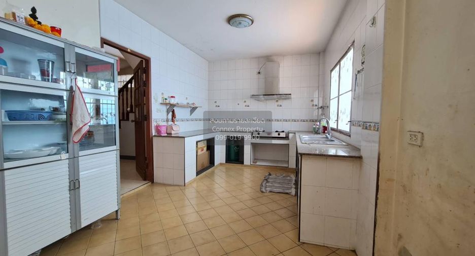 Haus zum Kauf mit 4 Zimmer in Bang Bua Thong, Nonthaburi