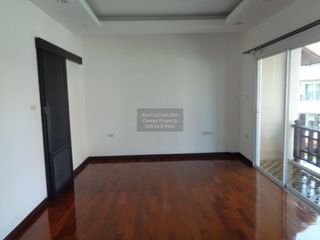 À vendre 3 chambres maison de ville à Hua Hin, Prachuap Khiri Khan