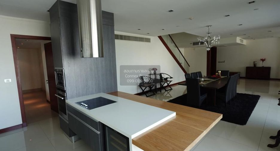 À vendre 3 chambres condo à Khlong Toei, Bangkok