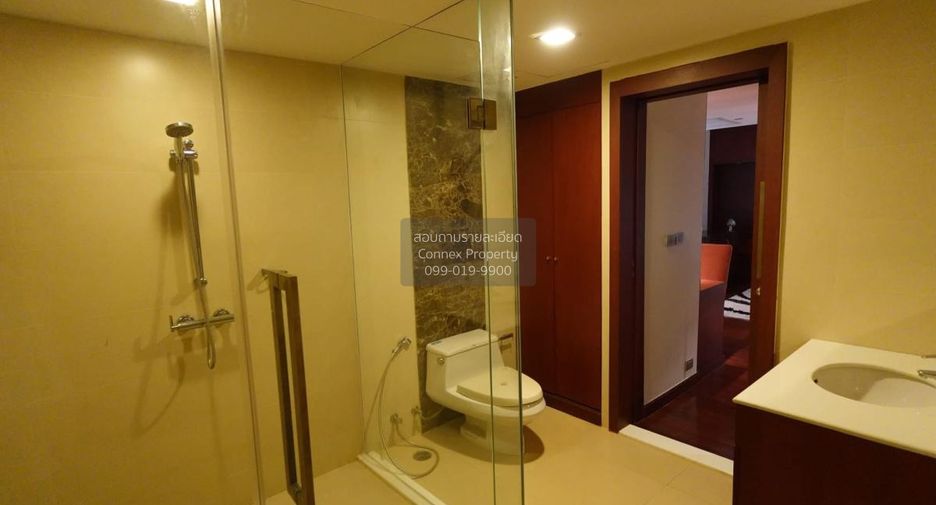 À vendre 3 chambres condo à Khlong Toei, Bangkok
