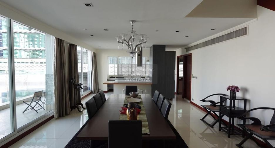 À vendre 3 chambres condo à Khlong Toei, Bangkok