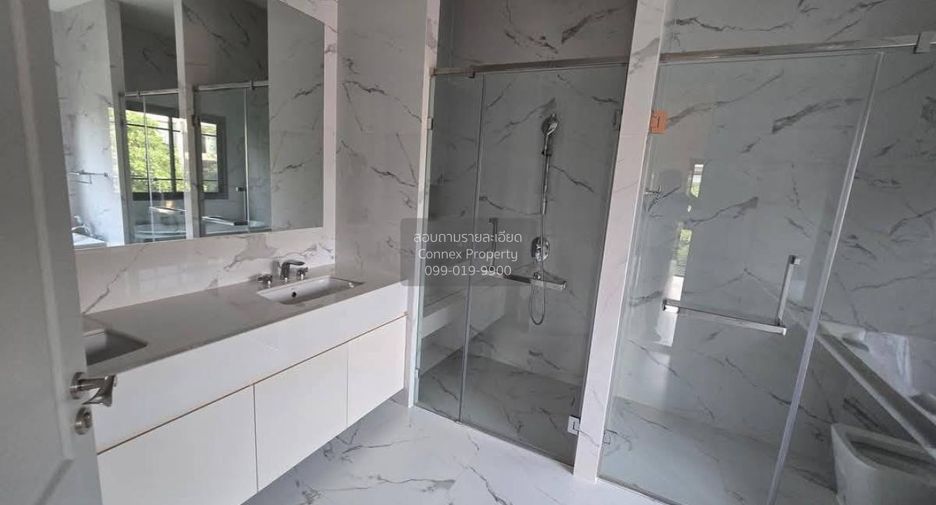 Haus zum Kauf mit 5 Zimmer in Taling Chan, Bangkok