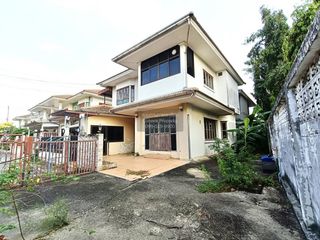 Haus zum Kauf mit 3 Zimmer in Sai Mai, Bangkok