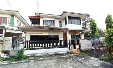 Haus zum Kauf mit 3 Zimmer in Sai Mai, Bangkok
