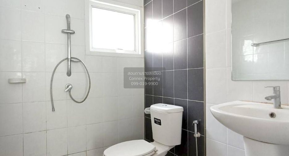 For sale 3 ベッドルーム house in Krathum Baen, Samut Sakhon