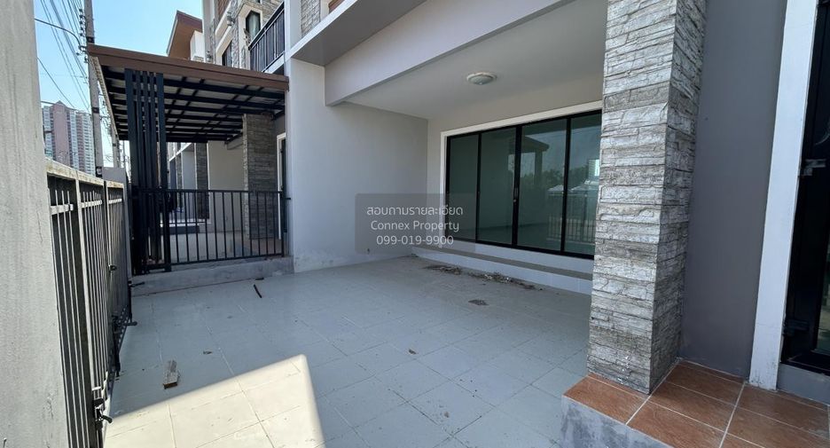 For sale 3 bedrooms townhouse in Cha Am, Phetchaburi