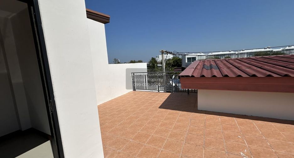 For sale 3 bedrooms townhouse in Cha Am, Phetchaburi