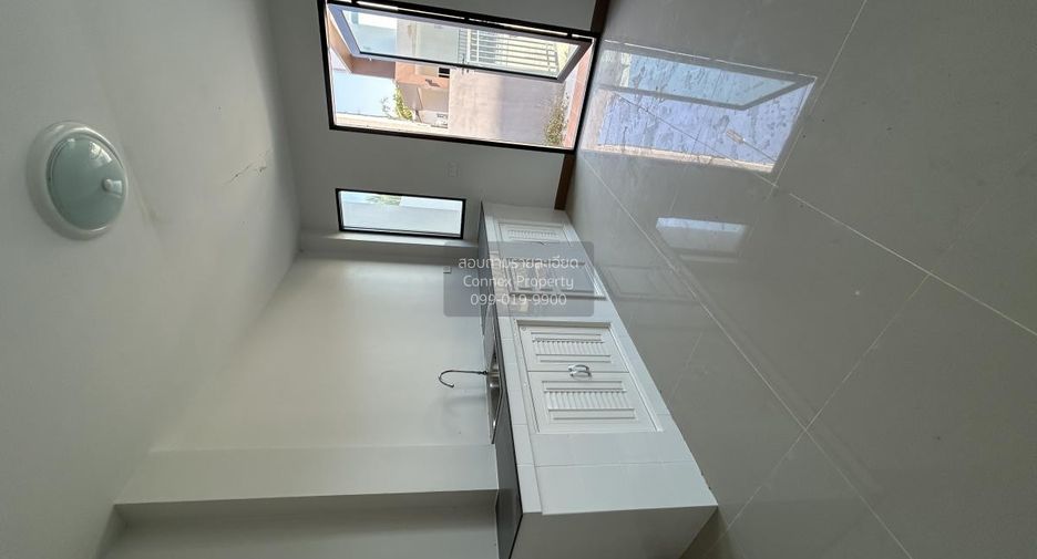 For sale 3 bedrooms townhouse in Cha Am, Phetchaburi