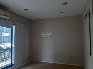 For sale 3 bedrooms townhouse in Bang Kapi, Bangkok