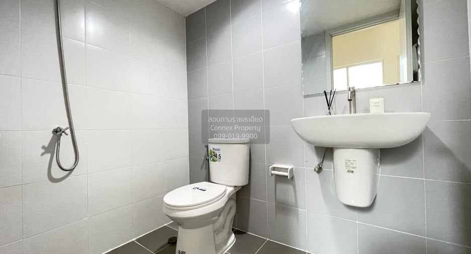 For sale 2 bedrooms townhouse in Bang Khae, Bangkok