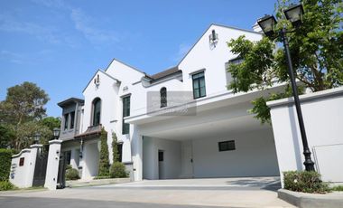 Haus zum Kauf mit 5 Zimmer in Saphan Sung, Bangkok