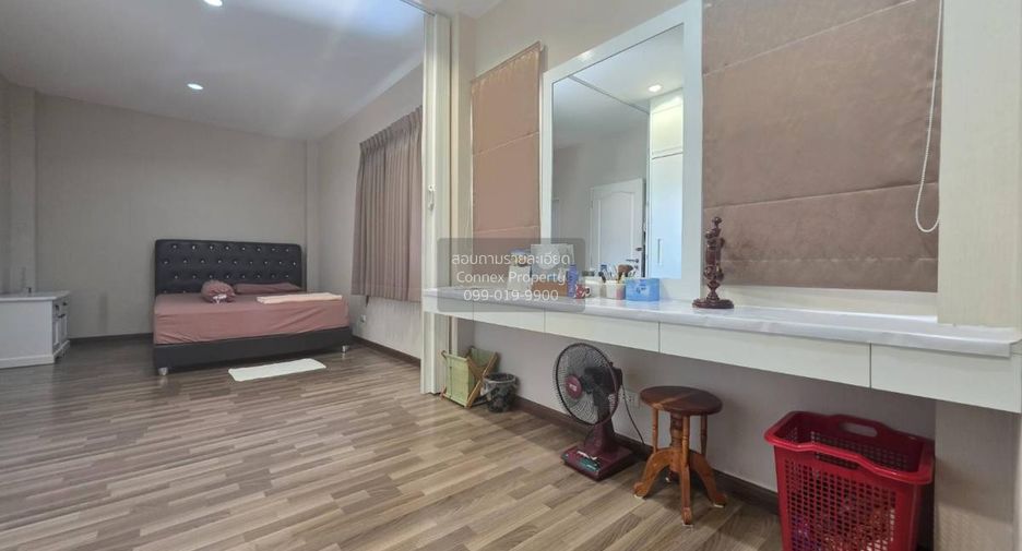 Haus zum Kauf mit 3 Zimmer in Bang Kruai, Nonthaburi