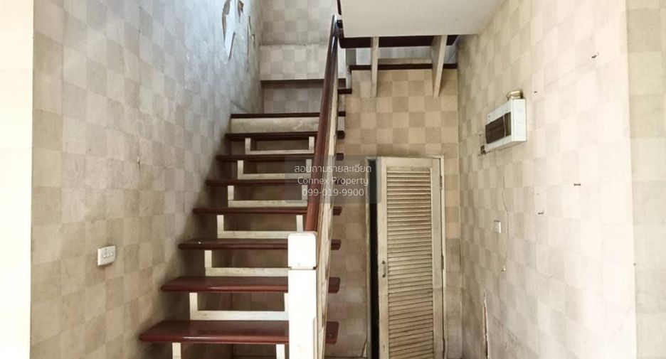 Casa en venta de 4 habitaciones en Mueang Nonthaburi, Nonthaburi