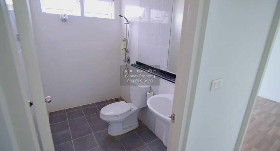 À vendre 3 chambres maison de ville à Bang Phli, Samut Prakan