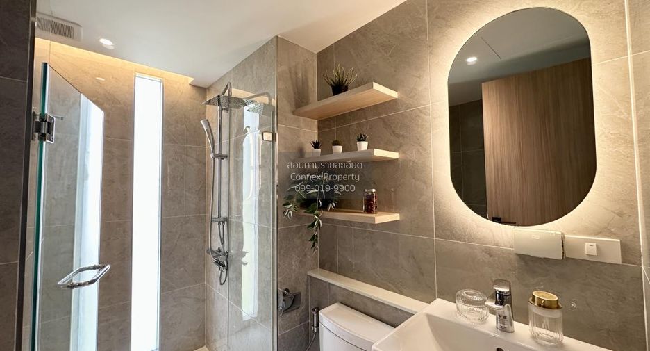 For sale 2 bedrooms condo in Khlong Toei, Bangkok