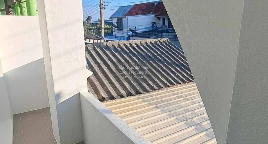 Reihenhaus zum Kauf mit 2 Zimmer in Bang Bua Thong, Nonthaburi