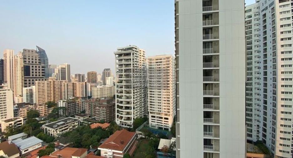 Condo en alquiler de 1 habitaciones en Khlong Toei, Bangkok