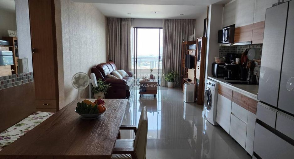 À louer 2 chambres condo à Yan Nawa, Bangkok