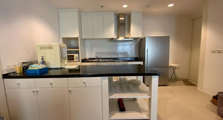 For rent 3 bedrooms condo in Bang Kho Laem, Bangkok