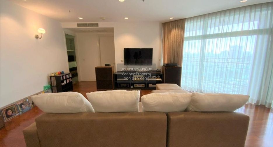 For rent 3 bedrooms condo in Bang Kho Laem, Bangkok