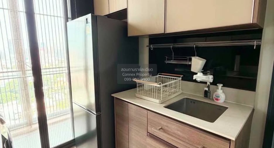Condo en alquiler de 2 habitaciones en Phaya Thai, Bangkok