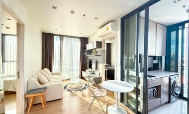 Condo en alquiler de 2 habitaciones en Phaya Thai, Bangkok