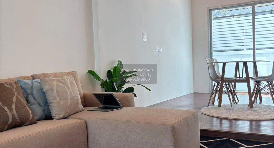 For rent 3 bedrooms townhouse in Mueang Samut Prakan, Samut Prakan
