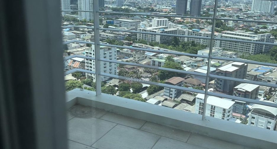 Wohnung zur Miete mit 1 Zimmer in Khlong San, Bangkok