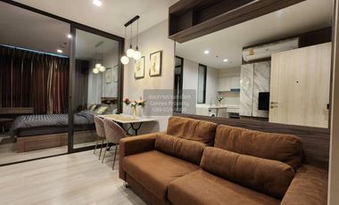 Wohnung zur Miete mit 1 Zimmer in Pathum Wan, Bangkok