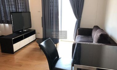 Condo en alquiler de 1 habitaciones en Khlong San, Bangkok