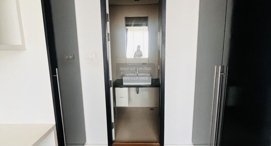 Wohnung zur Miete mit 1 Zimmer in Khlong San, Bangkok