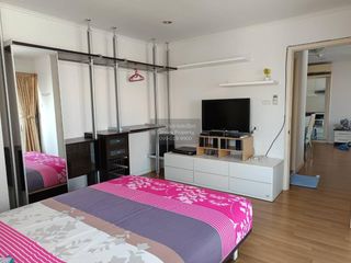 For rent 2 bedrooms condo in Bangkok Noi, Bangkok