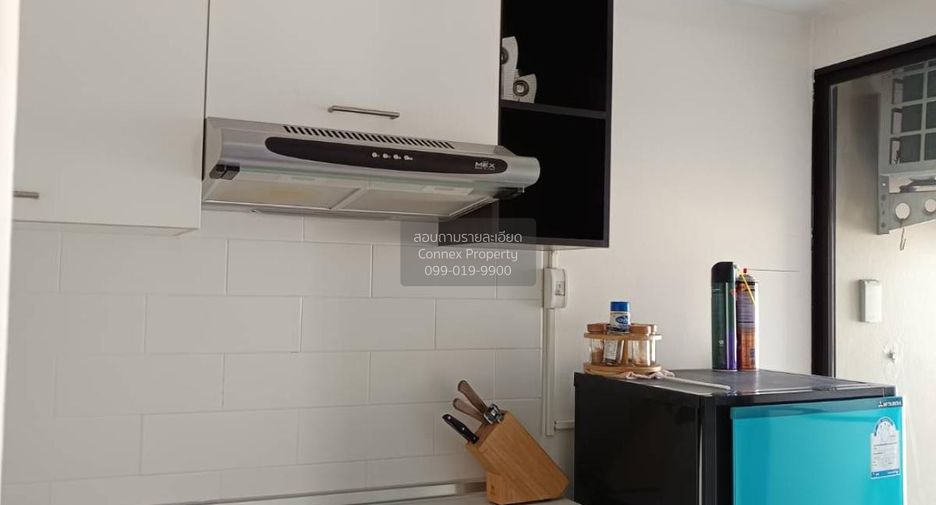 For rent 2 bedrooms condo in Bangkok Noi, Bangkok
