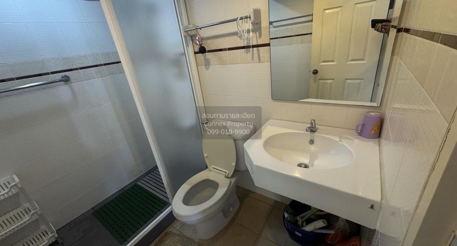 For rent 2 bedrooms condo in Bangkok Noi, Bangkok