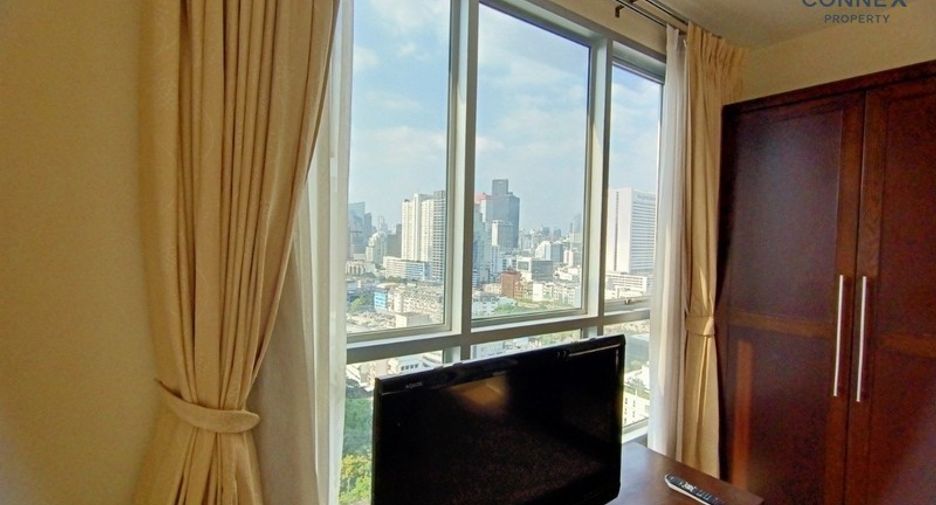 For rent 2 bedrooms condo in Sathon, Bangkok