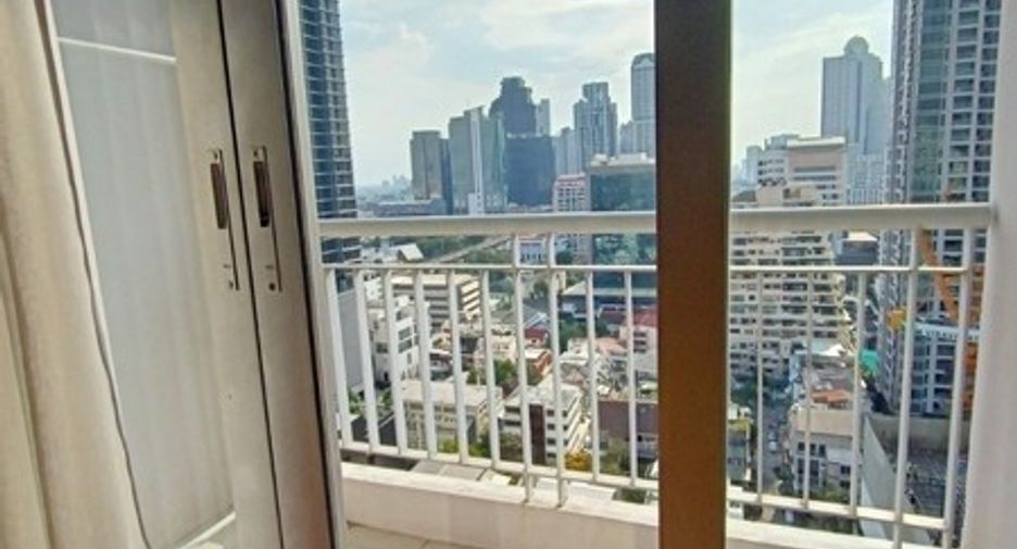 For rent 2 bedrooms condo in Sathon, Bangkok
