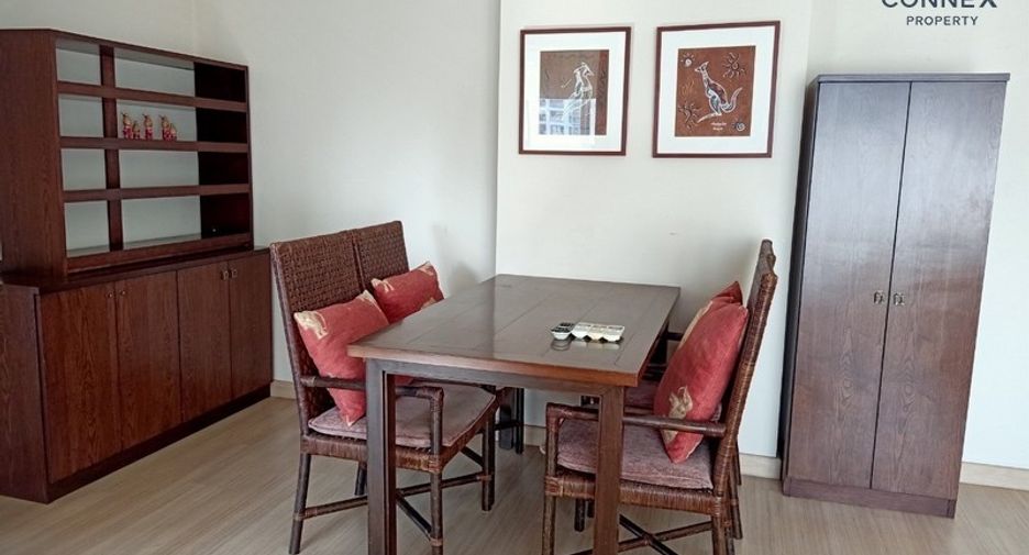 For rent 2 bedrooms condo in Sathon, Bangkok