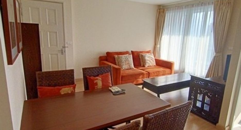 For rent 2 bedrooms condo in Sathon, Bangkok