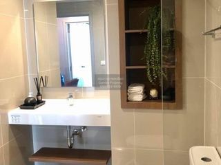 Condo en alquiler de 2 habitaciones en Phaya Thai, Bangkok