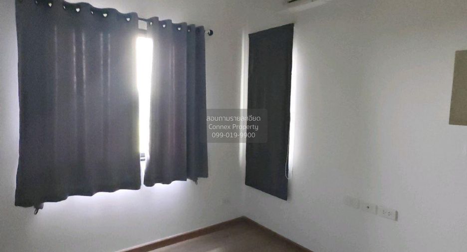 For rent 4 bedrooms townhouse in Bang Khen, Bangkok