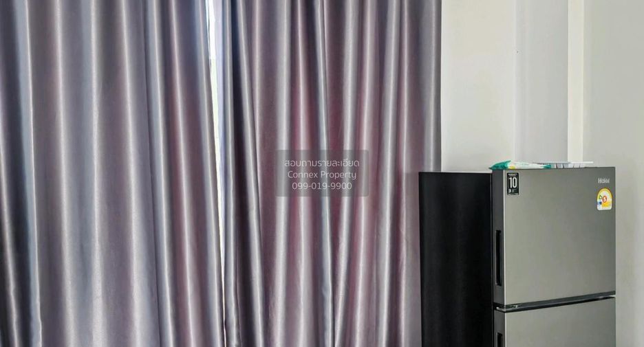 For rent 4 bedrooms townhouse in Bang Khen, Bangkok