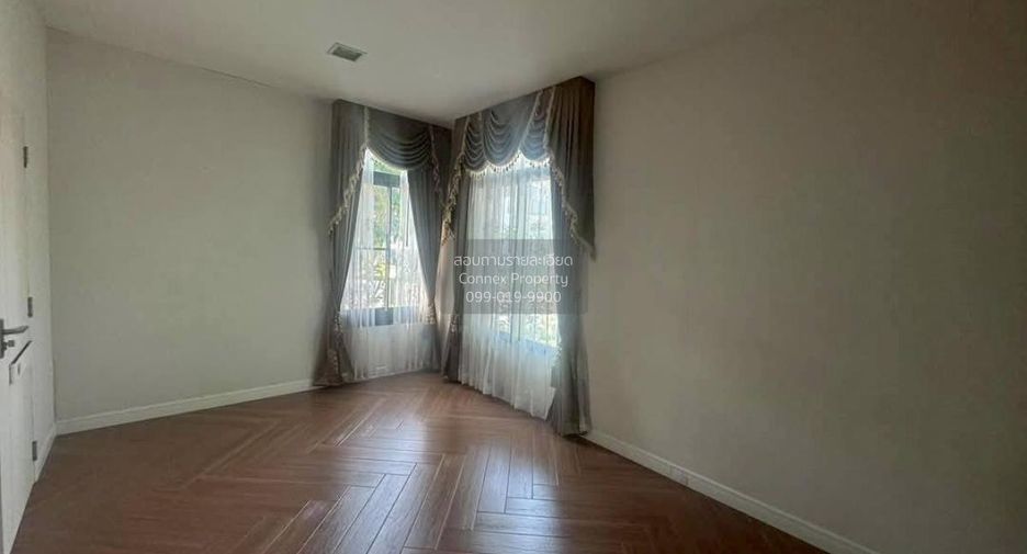 Haus zur Miete mit 4 Zimmer in Bang Khae, Bangkok