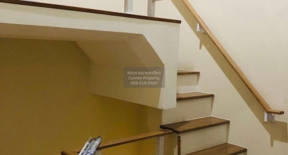 For rent 3 bedrooms townhouse in Bueng Kum, Bangkok