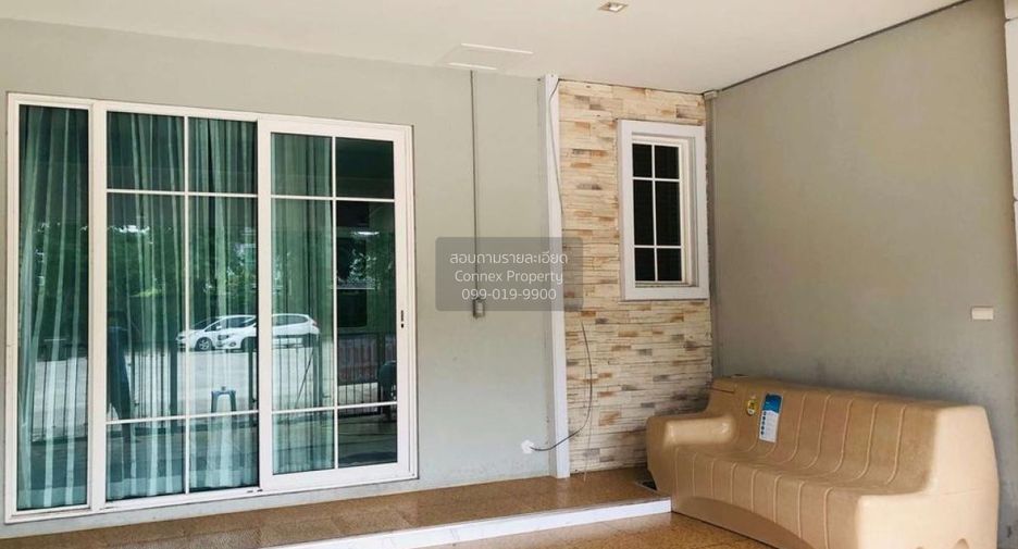 For rent 3 bedrooms townhouse in Bueng Kum, Bangkok