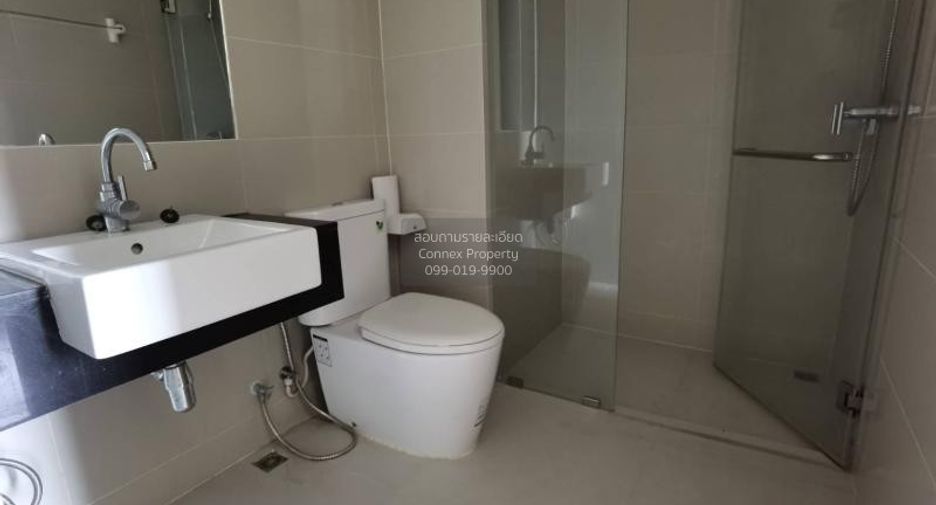 For rent 2 bedrooms condo in Bang Na, Bangkok