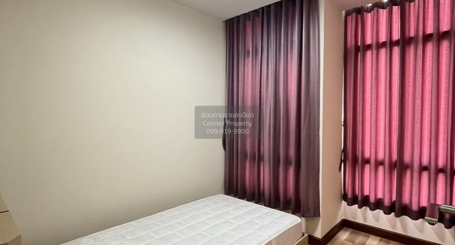 For rent 2 bedrooms condo in Bang Na, Bangkok