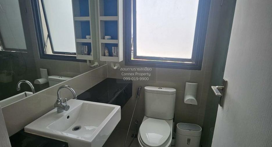 For rent 2 bedrooms condo in Bang Na, Bangkok
